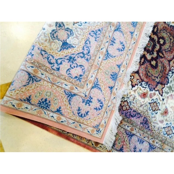 PERSIAN RUG- GENUINE-100% SILK-MADE IN QUOM- 10 FT LONG BY 6.5 WIDE- - Picture 2 of 11